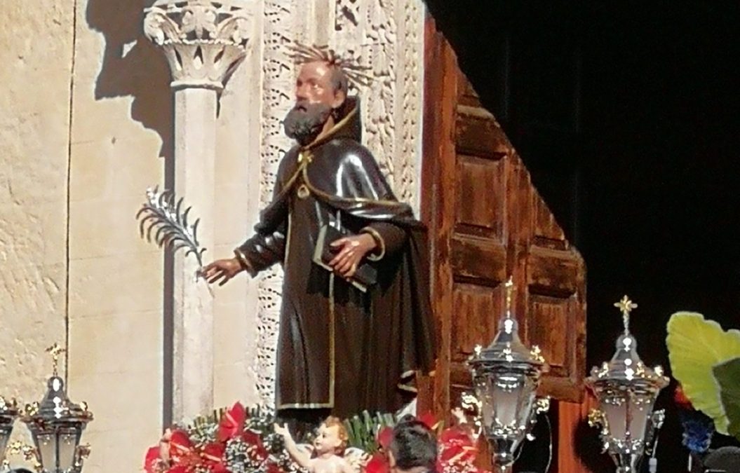 Tutto pronto per la grande festa di san Ciro. Marted la foc ra